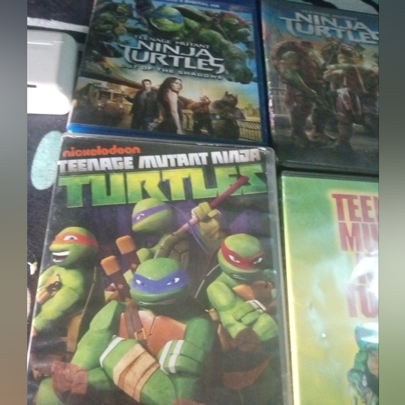 Lot of 4 TMNT DVDS  & 1  Bluray DVD box set movies and cartoons - Picture 2 of 6